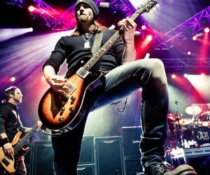 Kings Of Chaos get new vocalist